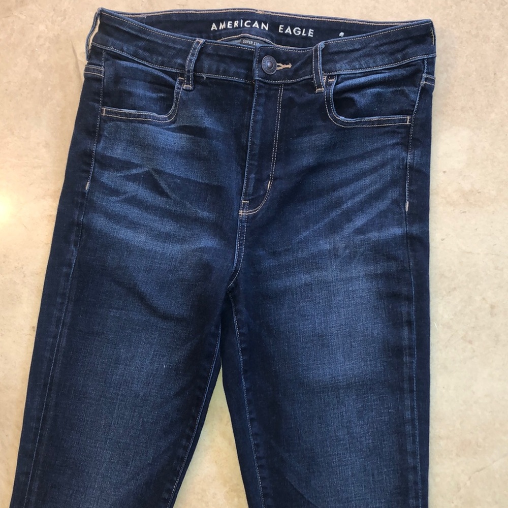 American Eagle Super Stretch High-Waisted Jegging
